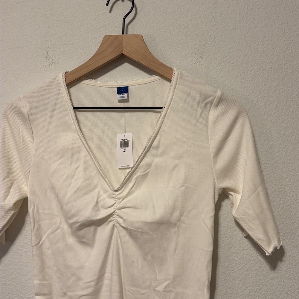 Old Navy Ruffle-Trim Ribbed Top - Picture 3 of 9